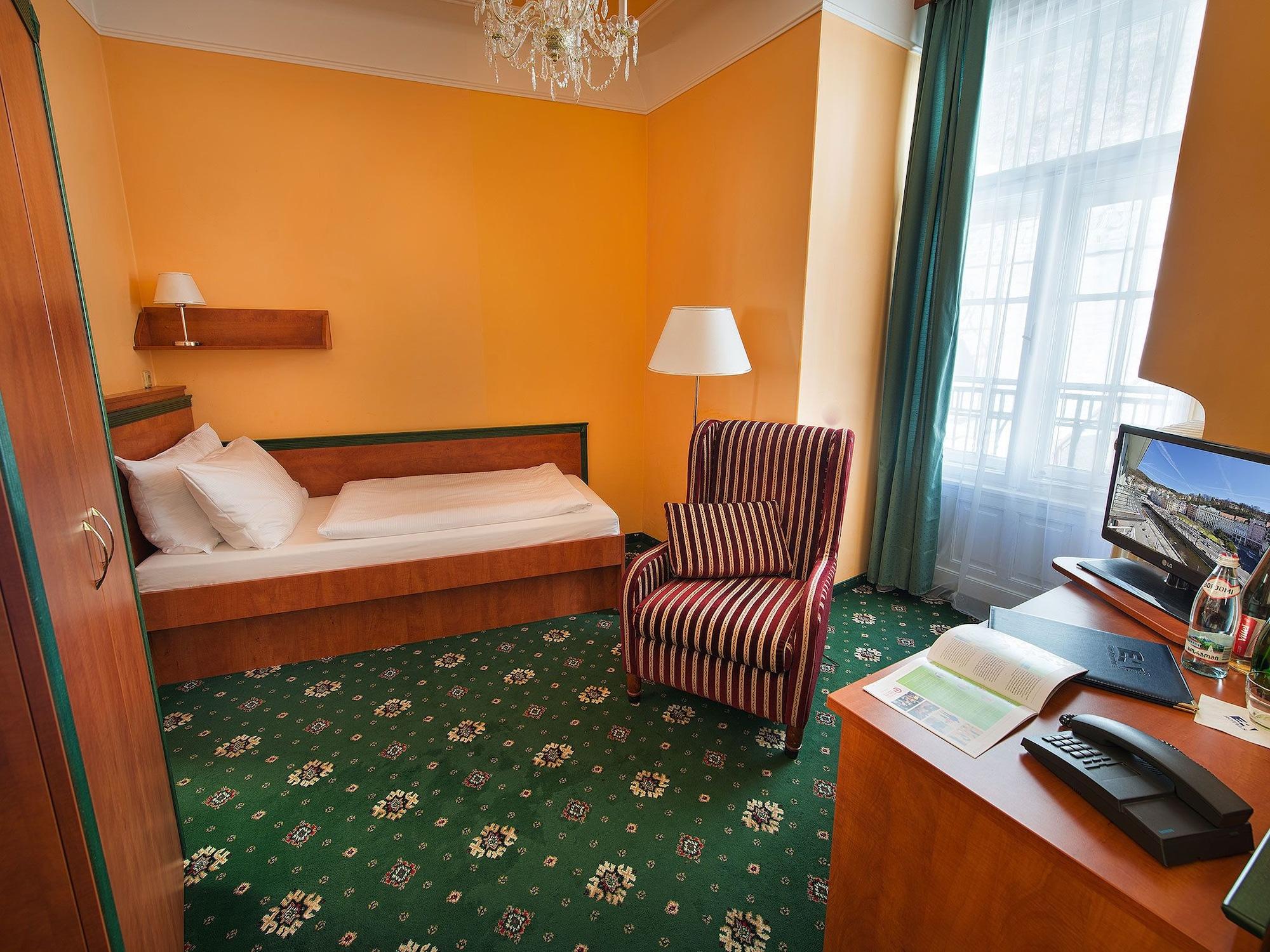 Ea Hotel Jessenius Karlovy Vary Eksteriør billede