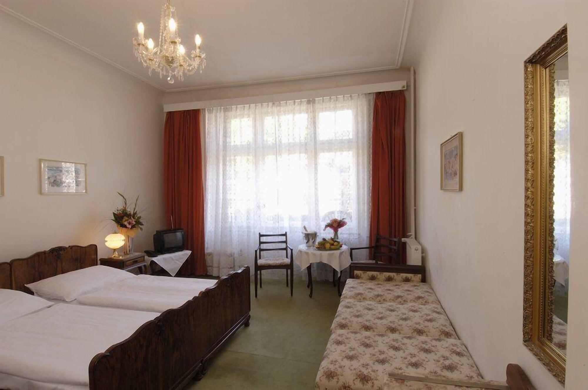 Ea Hotel Jessenius Karlovy Vary Eksteriør billede